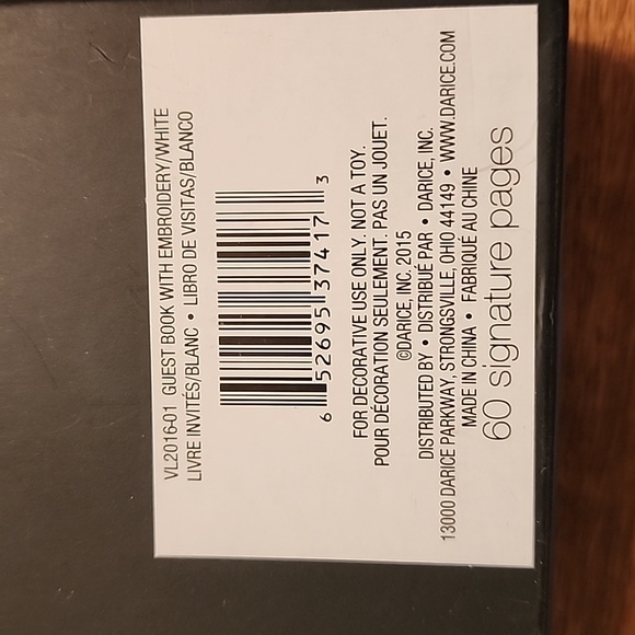 White satin flowered guest book 60 gilt pages NWT - Picture 3 of 6